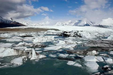 Alaskan glacial flow 스톡 사진