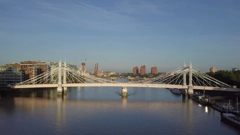 Albert Bridge - Morning 스톡 동영상 88353282