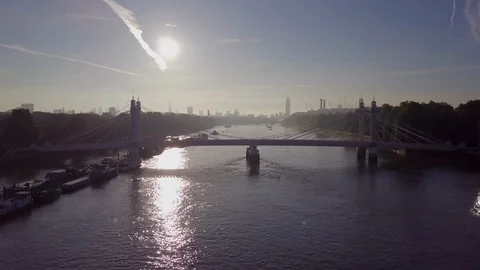 Albert Bridge - Sunrise/Skyline 스톡 동영상 88821876