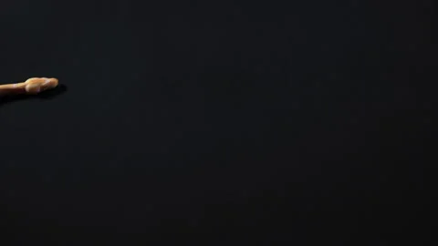 Albino royal python crawling from the left to right Stock-Footage 117335927