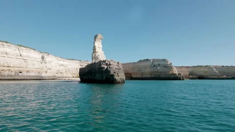 Albufeira coastline by boat Stock-Footage 168564508