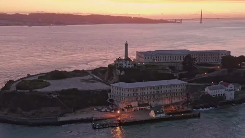 Alcatraz Island prison complex at sunset, San Francisco Bay.  San Francisco, USA 스톡 동영상 313640597