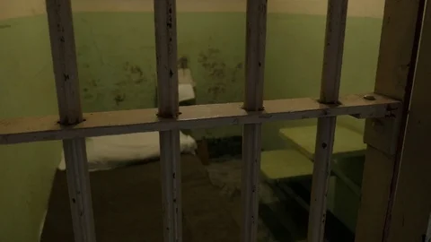 Alcatraz Jail Cell Pan Left 스톡 동영상 97456548
