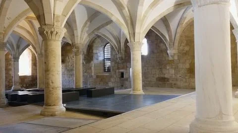 Alcobaca Monastery Interior with columns Foto stock