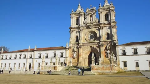 The Alcobaça Monastery located in the town of Alcobaça in central Portugal. Vídeos de archivo 236557604