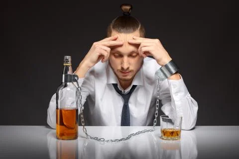 Alcohol dependence in men Foto stock