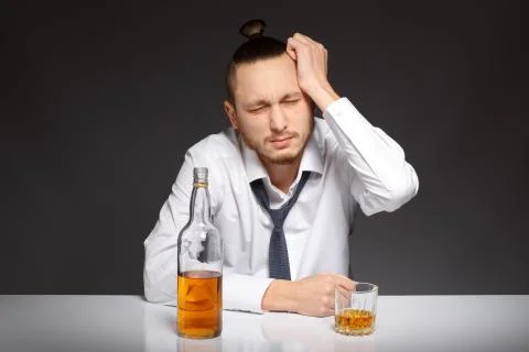 Alcohol dependence in men Foto stock