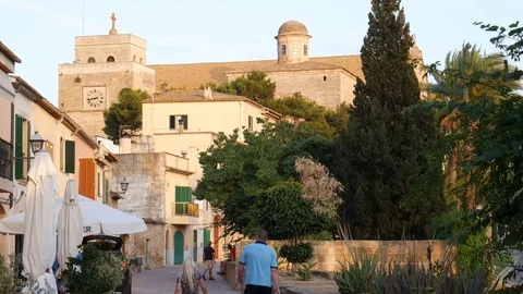 Alcudia Mallorca Spain: Evening in Authentic Mallorcan town Video stock 81046875