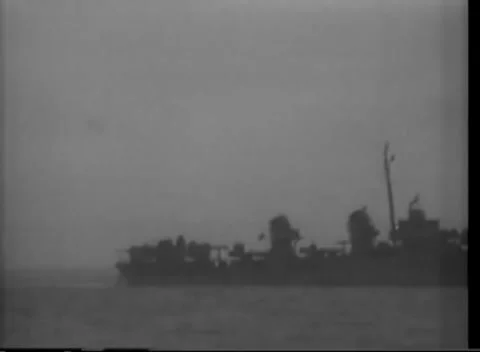 ALEUTIAN ISLANDS - 1943: Kiska task force — warship steaming through pale fog Vidéo 343135508