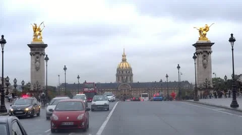 Alexander bridge Paris in rain Vidéo 12519616