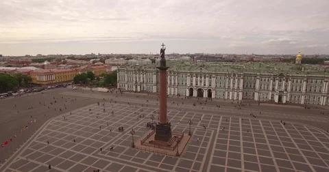 Alexander column wide to hermitage direction Video stock 74171845