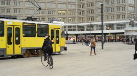 Alexanderplatz in Berlin with cable car passing by Vídeo Stock 47247865