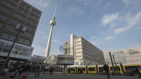 Alexanderplatz world clock Berlin 01 库存影片 91071135