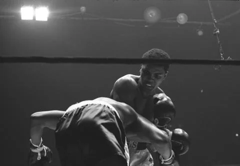 Ali Vs Jones At MSG, New York, USA - 13 Mar 1963 Stock Photos