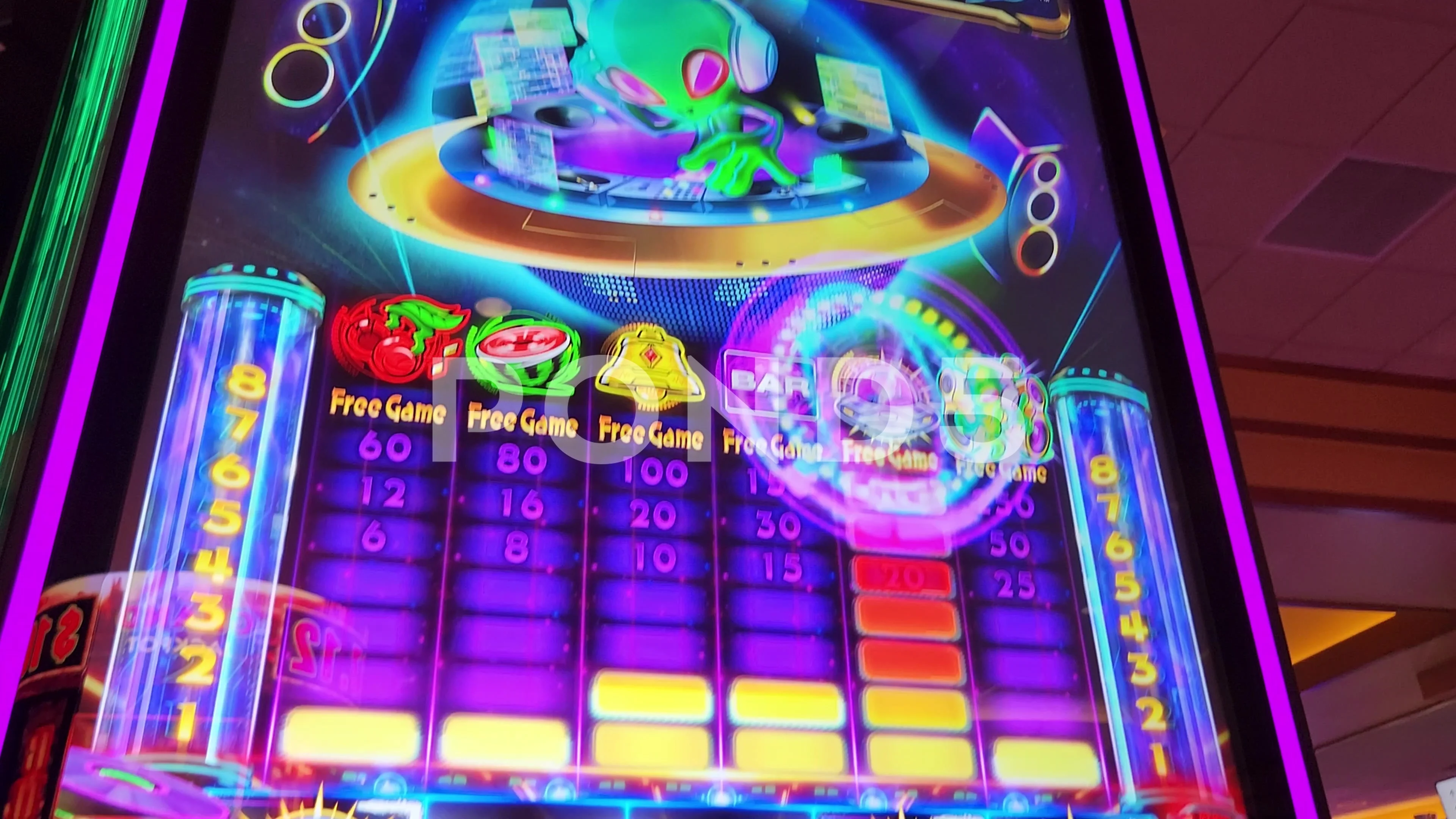 alien slot game