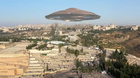 Alien ufo Saucers over Large City, 3d Illustration Stock Footage 133544712