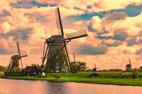 Alignment of Unesco windmills Foto stock