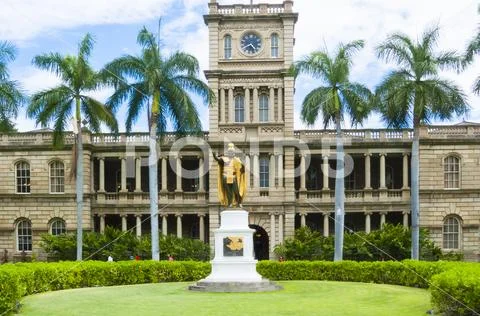 Aliiolani Hale Hawaii`s State Supreme Court building Stock Photos