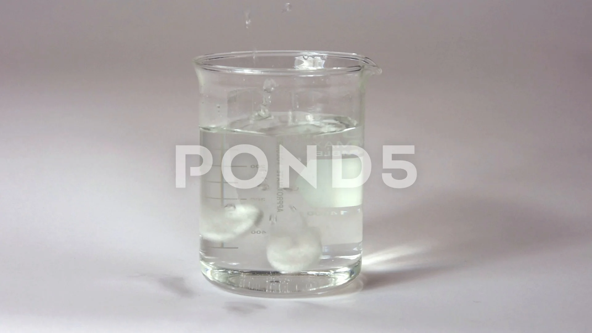 alka seltzer in water reaction