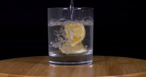 Alkaline Water 스톡 동영상 333445725