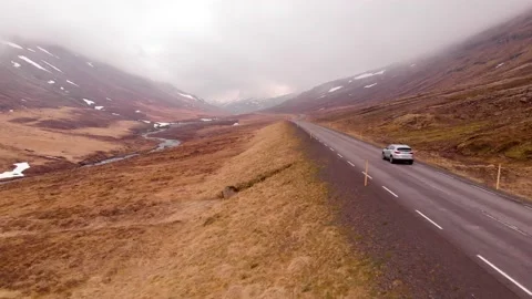 All terrain car driving on the Ring Road in Iceland in spring. Adventure travel 库存影片 130853453