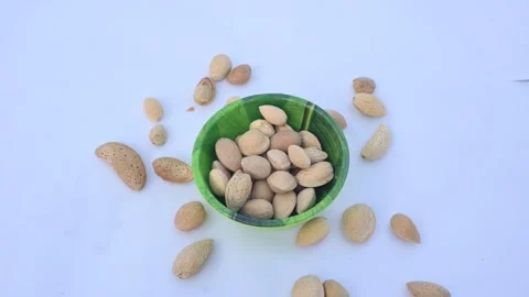 Almond with shell. Vídeos de archivo 277682403
