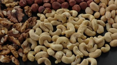 Almonds, cashew, walnuts and hazelnuts Stock-Footage 61206864