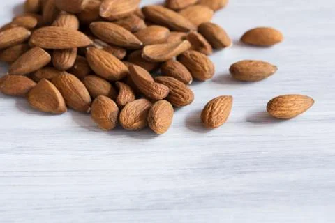 Almonds Фото