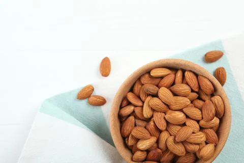 Almonds on the table close-up Stockfoto's