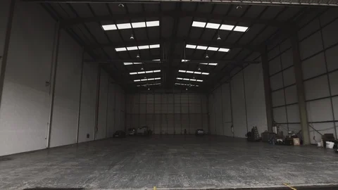 A almost empty hangar 動画素材 127420831