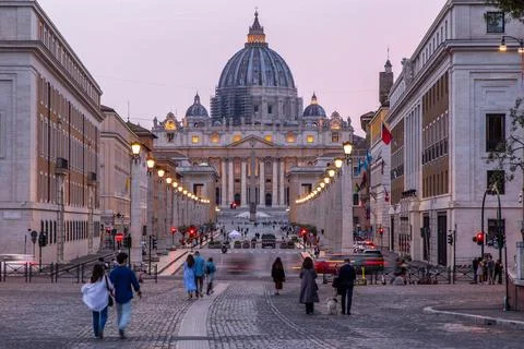 An almost empty St. Peter's Square, Vatican City during Covid pandemic Stock Photos