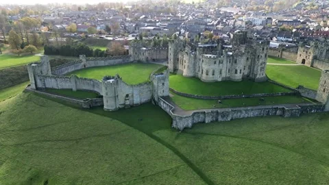 Alnwick Castle (2/2) Stock Footage 291308498