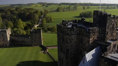 Alnwick Castle tower and gate, wide aerial Video stock 75203883