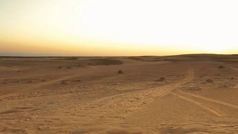 Alone On Mars With Red Sand Dunes. Epic desert. 스톡 동영상 81096728