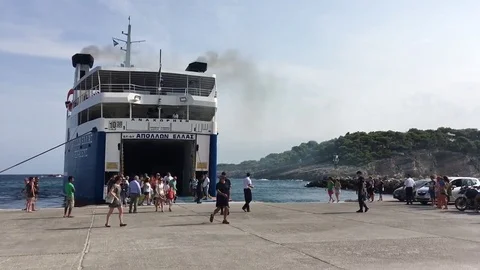 Alonissos ferry Stock-Footage 72793278