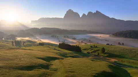 Alpe di Siusi (Sideways Drone Shot) 05 | Sunrise | Italian Dolomites | Fog | 4K Vídeo Stock 259923852