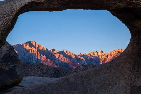 Alpenglow sunrise on the Range of Light Eastern Sierra Mountains and Mt Whitn Stock Photos