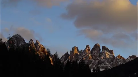 Alpes Peak Sunset Clouds Timelapse 4K Stock Footage 60818298