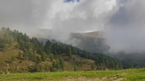 Alpine landscape in a cloudy day 스톡 동영상 54898190