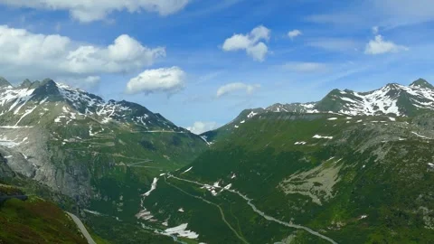 Alpine Mountain Road Vídeos de archivo 330629837