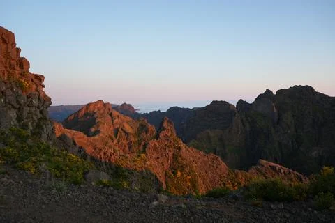 Alpine Rock Formations on PR1 Trail, Pico do Arieiro Foto stock