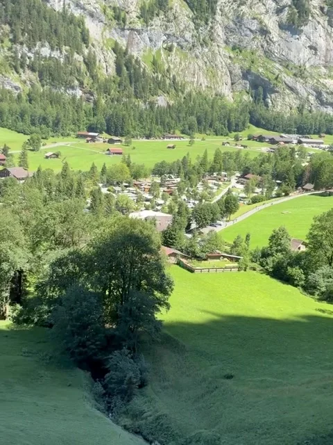 Alpine Valley Landscape with Green Meadows and Rocky Mountains Stock-Footage 341317794