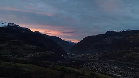 Alpine Valley Sunset Hyperlapse 4K Vidéo 335638359