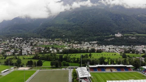 Alpine valleys and meadows 動画素材 118616192