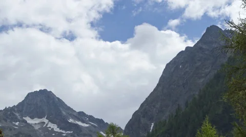 Alpine weather time lapse Stock Footage 30230017