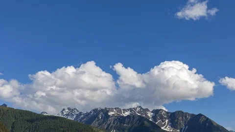 Alpine weather time lapse Stock Footage 122445331