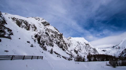 Alpine winter clouds time lapse Stockbeeldmateriaal 65311762