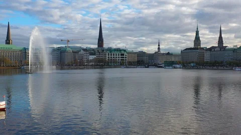 Alster_roundtrip Stock Footage 96733821