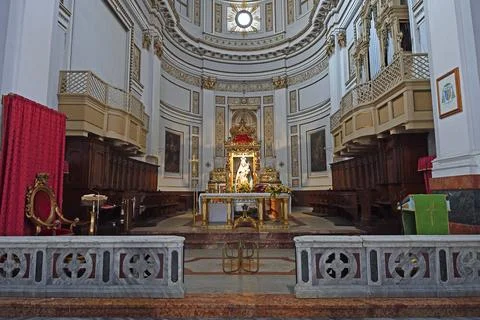 Altarraum, Basilika Madonna del Soccorso, Sciacca, Sizilien, Italien mcpin... Stock Photos