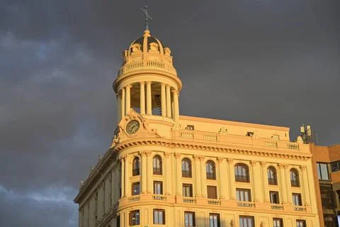  Altbau, Edificio La Adriatica, Gran Via, Centro, Madrid, Spanien *** Old ... Stock Photos
